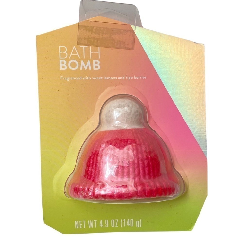 Target Holiday Bell Bath Bomb 4.9 oz Sweet Lemons Ripe Berries